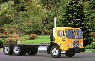 Peterbilt 320