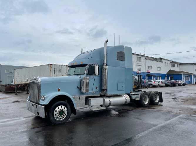 Тягач Freightliner Classic XL   8